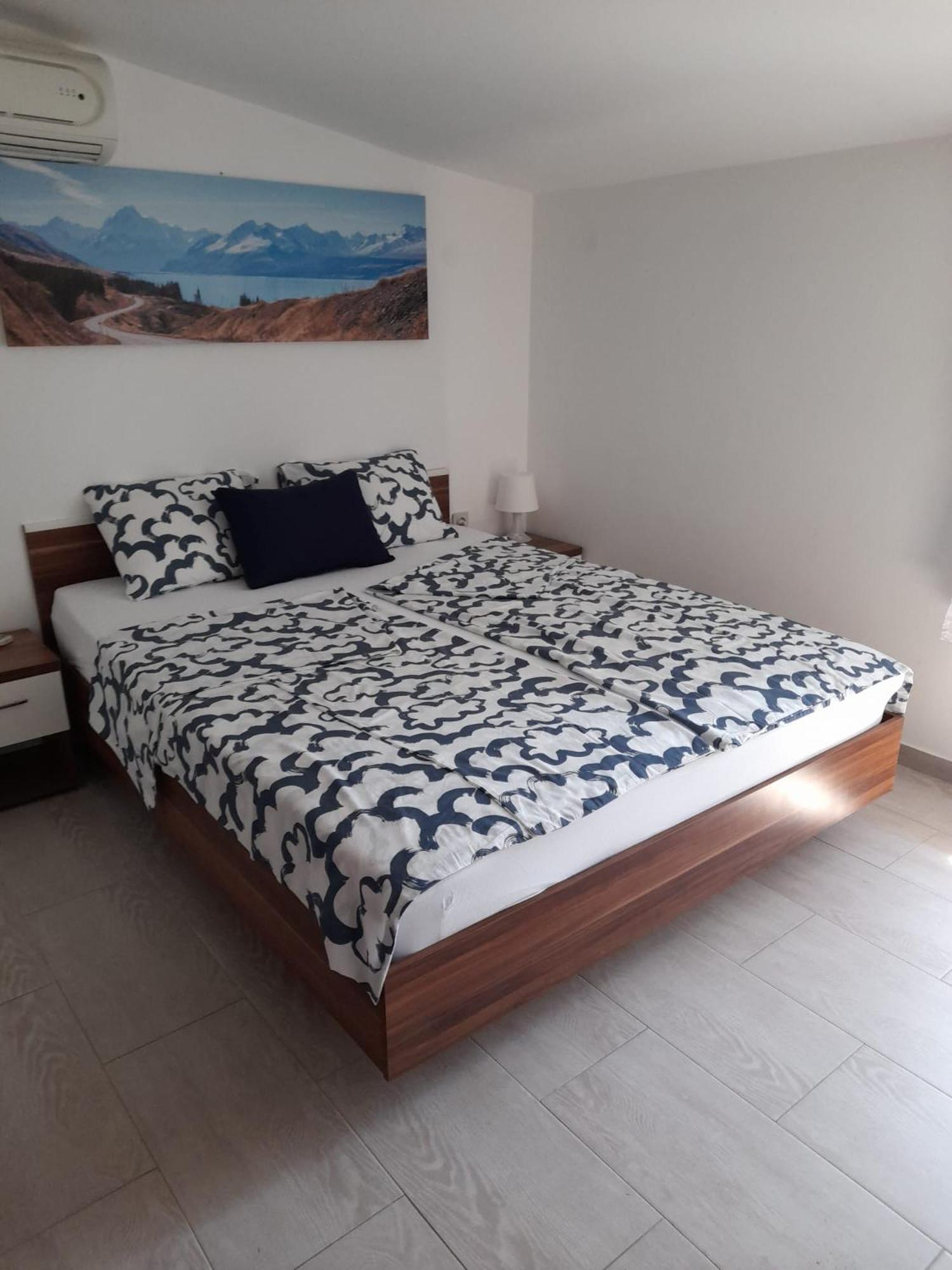 Apartment Leon & Grga Sibuljina Bagian luar foto